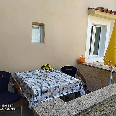 Apartament Cres Exterior photo